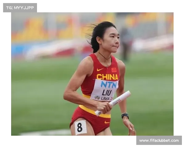 陈玉倩在全国田径赛女子链球项目中以69米38获得铜牌 陕西队喜获奖项 陈玉倩在全国田径赛女子链球项目中以69米38获得铜牌 陕西队喜获奖项